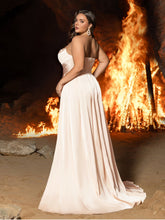 Plus Satin Strapless Evening Gown with Lace Appliqu¨¦ | High Slit & Sweep Train